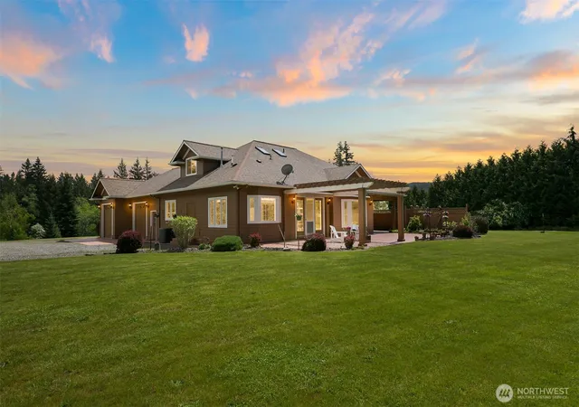 Photo 2 of Sale Pending at 1603 Kelly Rd, Bellingham, WA 98226 | MLS# NWM2581040 | Listing updated on 2026-09-28