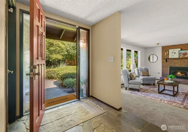 Photo 3 of Sale Pending at 6001 44th Avenue Nw, Gig Harbor, WA 98335 | MLS# NWM2581048 | Listing updated on 2026-10-01