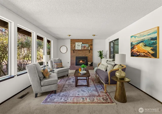 Photo 3 of Sale Pending at 6001 44th Avenue NW, Gig Harbor, WA 98335 | MLS# NWM2581048 | Listing updated on 2026-10-01