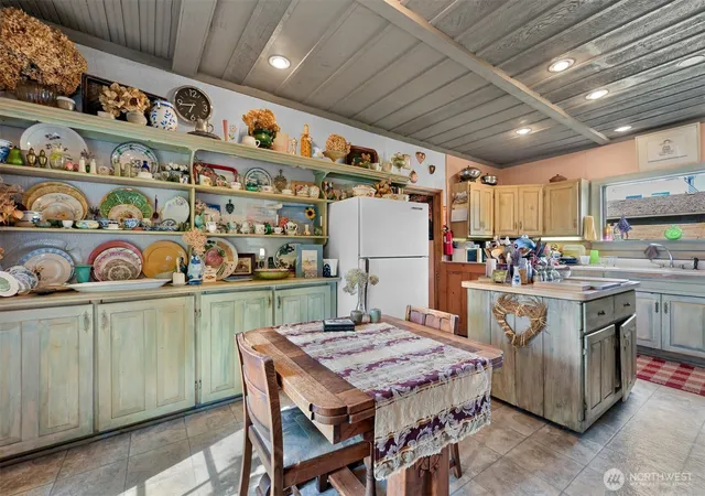 Photo 3 of Sale Pending at 869 Harrison Ave, Blaine, WA 98230 | MLS# NWM2581059 | Listing updated on 2026-09-26