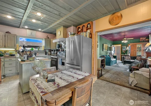 Photo 3 of Sale Pending at 869 Harrison Ave, Blaine, WA 98230 | MLS# NWM2581059 | Listing updated on 2026-09-26