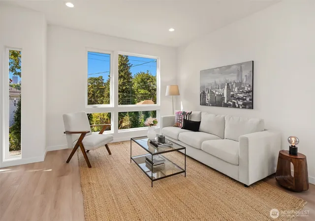 Photo 3 of Single family home for sale at 910 29th Avenue, Seattle, WA 98122 | MLS# NWM2581091 | Listing updated on 2026-09-27