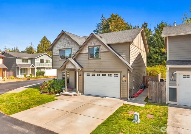 Photo 3 of Single family home for sale at 238 NE Tronson Cir, Bremerton, WA 98311 | MLS# NWM2581118 | Listing updated on 2026-09-30