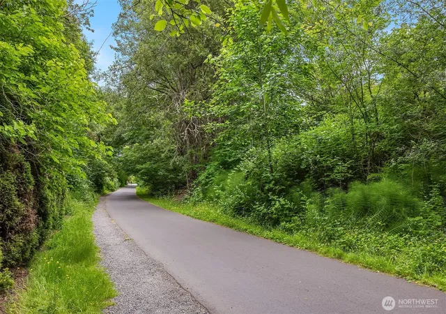 Photo 28 of Single family home for sale at 9021 Sand Point Way NE, Seattle, WA 98115 | MLS# NWM2581136 | Listing updated on 2026-10-20