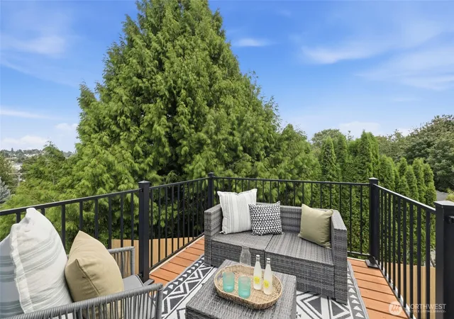 Photo 4 of Sale Pending at 2517 23rd Avenue, Seattle, WA 98144 | MLS# NWM2581138 | Listing updated on 2026-09-23