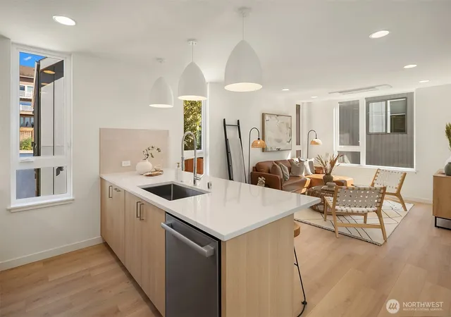 Photo 3 of Single family home for sale at 2528 30th Avenue W, Seattle, WA 98199 | MLS# NWM2581144 | Listing updated on 2026-10-01