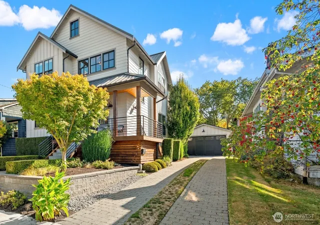 Photo 4 of Sale Pending at 5822 7th Avenue NW, Seattle, WA 98107 | MLS# NWM2581145 | Listing updated on 2026-09-25