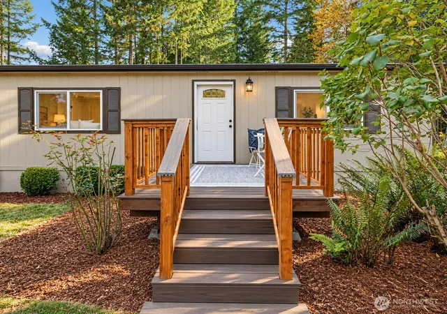 Photo 3 of Manufactured home for sale at 3587 SW Firdrona Ln S, Port Orchard, WA 98367 | MLS# NWM2581160 | Listing updated on 2026-09-28