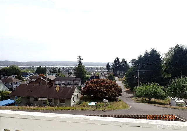Photo 4 of Single family home for sale at 1821 W 8th Street, Aberdeen, WA 98520 | MLS# NWM2581172 | Listing updated on 2026-09-25