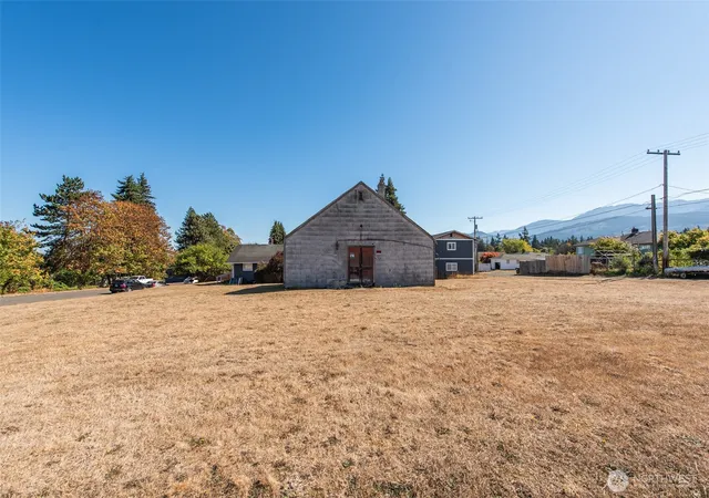Photo 4 of Land for sale at 707 S B St, Port Angeles, WA 98363 | MLS# NWM2581200 | Listing updated on 2026-09-21