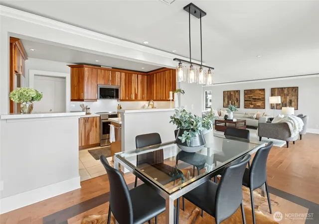 Photo 3 of Condo for sale at 320 Melrose Ave E #704, Seattle, WA 98102 | MLS# NWM2581206 | Listing updated on 2026-10-01