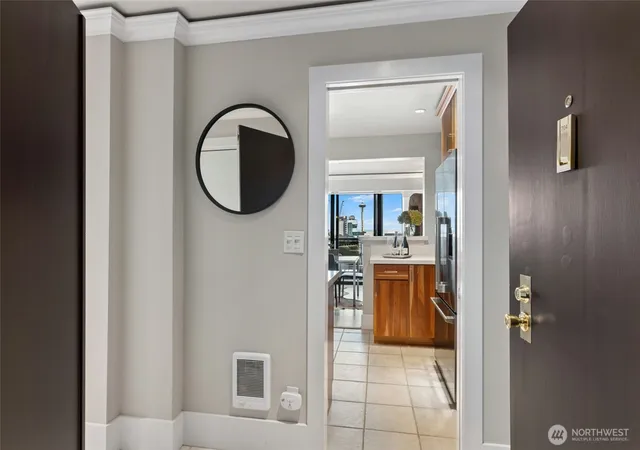 Photo 3 of Condo for sale at 320 Melrose Ave E #704, Seattle, WA 98102 | MLS# NWM2581206 | Listing updated on 2026-10-01