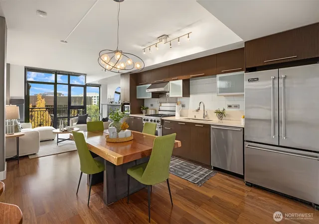 Photo 2 of Sale Pending at 2911 2nd Avenue #704, Seattle, WA 98121 | MLS# NWM2581233 | Listing updated on 2026-09-26