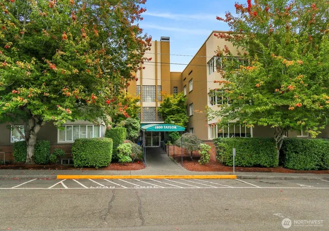 Photo 1 of Single family home for sale at 1800 Taylor Ave N #102, Seattle, WA 98109 | MLS# NWM2581249 | Listing updated on 2026-09-30