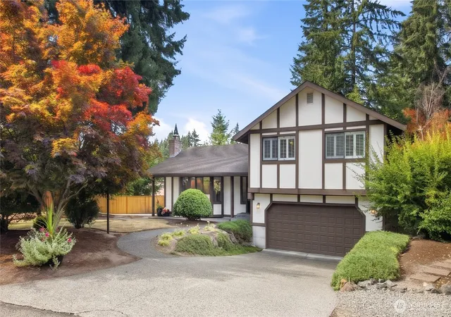 Photo 1 of Single family home for sale at 5004 63rd Avenue W, University Place, WA 98467 | MLS# NWM2581252 | Listing updated on 2026-09-30