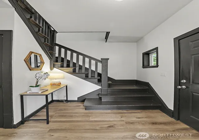 Photo 3 of Single family home for sale at 949 25th Avenue S, Seattle, WA 98144 | MLS# NWM2581282 | Listing updated on 2026-09-20