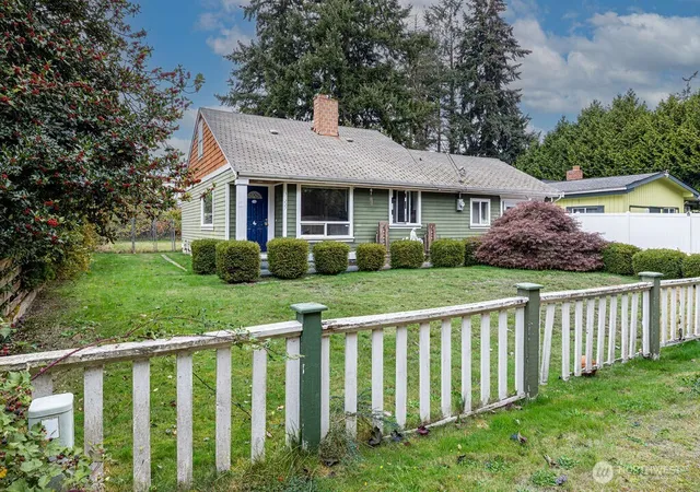 Photo 2 of Single family home for sale at 31227 7th Avenue S, Federal Way, WA 98003 | MLS# NWM2581284 | Listing updated on 2026-10-06