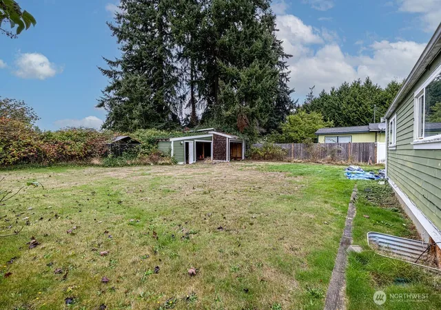 Photo 4 of Single family home for sale at 31227 7th Avenue S, Federal Way, WA 98003 | MLS# NWM2581284 | Listing updated on 2026-10-06