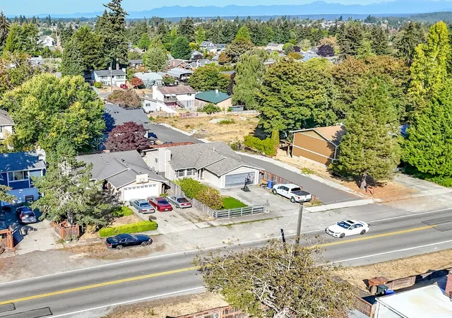 Photo 3 of Single family home for sale at 3512 N Orchard St, Tacoma, WA 98407 | MLS# NWM2581287 | Listing updated on 2026-09-25