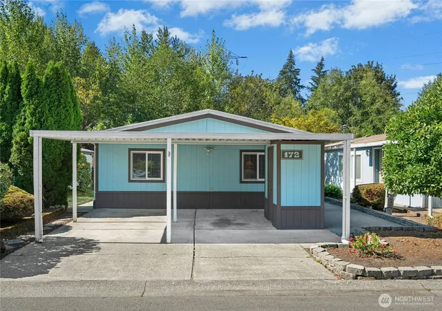 Photo 1 of Manufactured home for sale at 375 Union Ave Se #172, Renton, WA 98059 | MLS# NWM2581291 | Listing updated on 2026-10-02