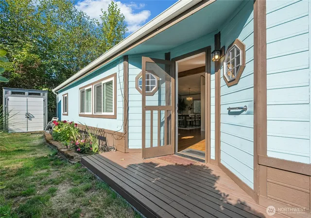 Photo 3 of Manufactured home for sale at 375 Union Ave Se #172, Renton, WA 98059 | MLS# NWM2581291 | Listing updated on 2026-10-02