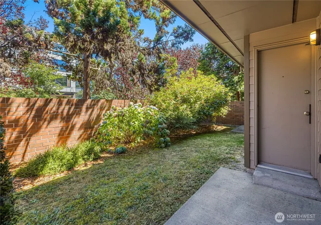 Photo 4 of Condo for sale at 6055 35th Avenue SW #107, Seattle, WA 98126 | MLS# NWM2581318 | Listing updated on 2026-09-25