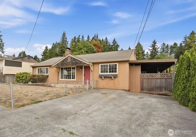 Photo 2 of Single family home for sale at 1930 Ne Virginia St, Bremerton, WA 98310 | MLS# NWM2581334 | Listing updated on 2026-09-18