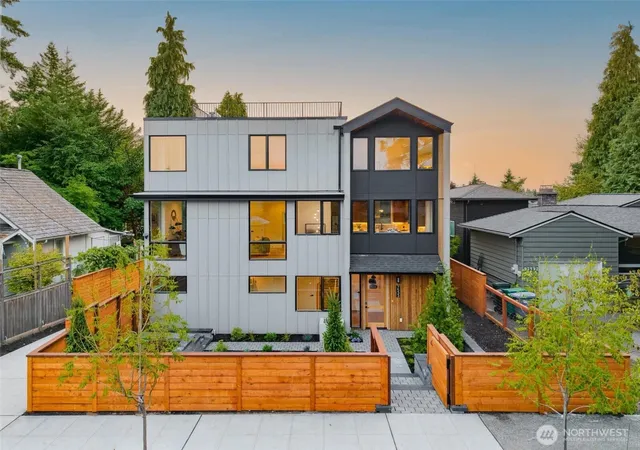 Photo 1 of Townhouse for sale at 7533 31st Avenue Ne, Seattle, WA 98115 | MLS# NWM2581339 | Listing updated on 2026-10-13