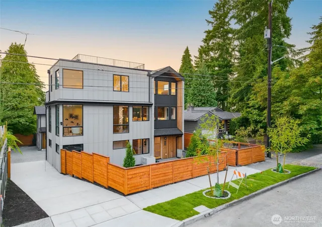 Photo 2 of Townhouse for sale at 7533 31st Avenue Ne, Seattle, WA 98115 | MLS# NWM2581339 | Listing updated on 2026-10-13