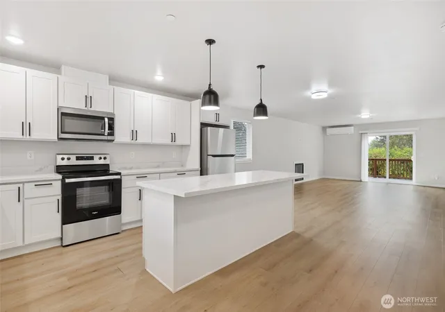 Photo 3 of Single family home for sale at 8621 S M St, Tacoma, WA 98444 | MLS# NWM2581343 | Listing updated on 2026-10-01