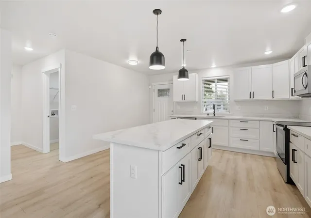 Photo 3 of Single family home for sale at 8621 S M St, Tacoma, WA 98444 | MLS# NWM2581343 | Listing updated on 2026-10-01