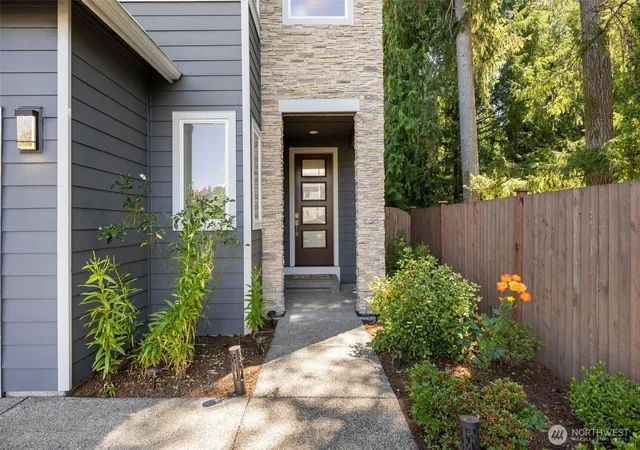Photo 3 of Sale Pending at 18314 17th Avenue W, Lynnwood, WA 98037 | MLS# NWM2581345 | Listing updated on 2026-09-18