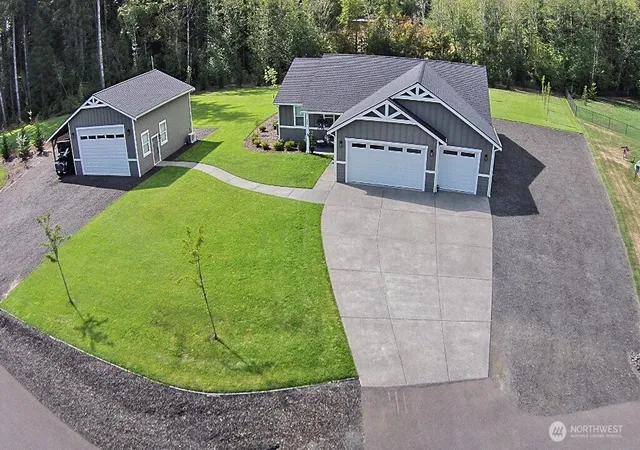 Photo 3 of Single family home for sale at 35 Stella Ln, Mc Cleary, WA 98557 | MLS# NWM2581374 | Listing updated on 2026-09-22