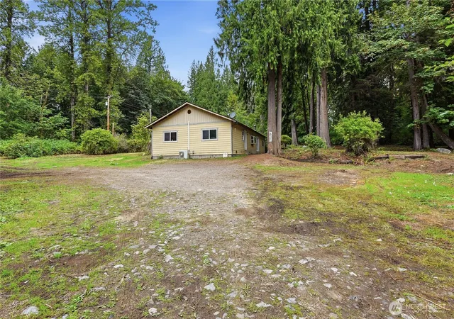 Photo 2 of Manufactured home for sale at 20110 Northeast 160th St, Woodinville, WA 98077 | MLS# NWM2581393 | Listing updated on 2026-10-01