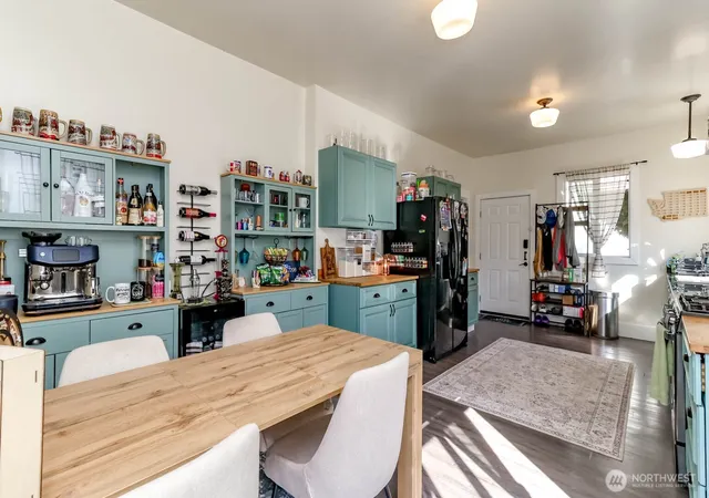 Photo 4 of Single family home for sale at 4516 S Mead St, Seattle, WA 98118 | MLS# NWM2581395 | Listing updated on 2026-09-25