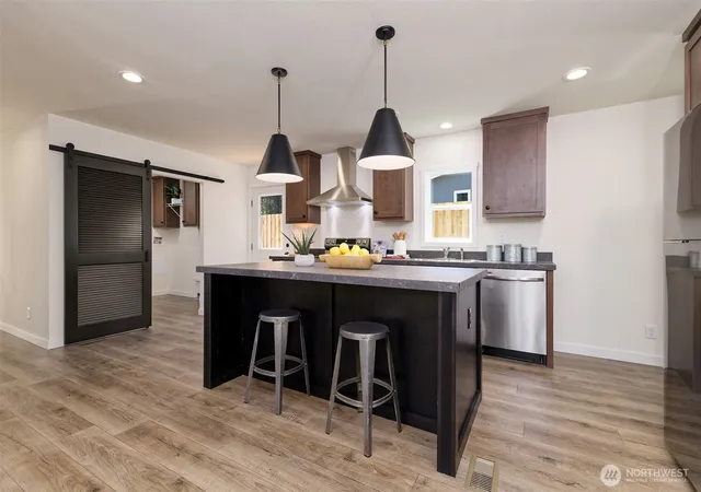 Photo 4 of Sale Pending at 191 E Alderney St, Union, WA 98592 | MLS# NWM2581406 | Listing updated on 2026-09-24