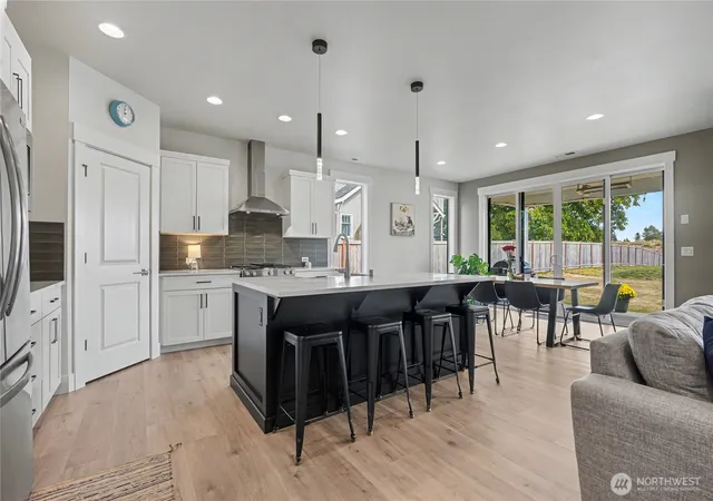 Photo 4 of Single family home for sale at 1427 114th Avenue E, Edgewood, WA 98372 | MLS# NWM2581408 | Listing updated on 2026-09-22