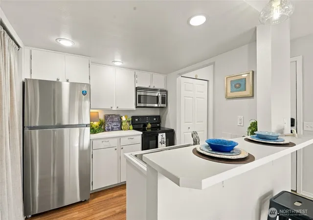 Photo 3 of Sale Pending at 1410 W Casino Rd #B13, Everett, WA 98204 | MLS# NWM2581429 | Listing updated on 2026-10-01