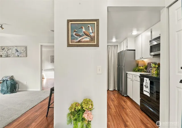 Photo 4 of Sale Pending at 1410 W Casino Rd #B13, Everett, WA 98204 | MLS# NWM2581429 | Listing updated on 2026-10-01