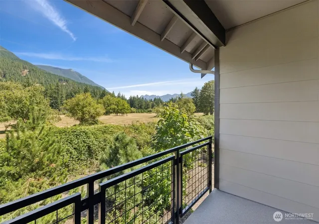 Photo 3 of Townhouse for sale at 1952 Se 12th Street #1003, North Bend, WA 98045 | MLS# NWM2581435 | Listing updated on 2026-09-30