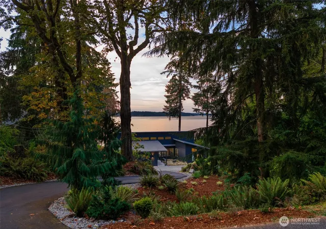 Photo 4 of Single family home for sale at 7842 61st Avenue NE, Olympia, WA 98516 | MLS# NWM2581441 | Listing updated on 2026-09-25