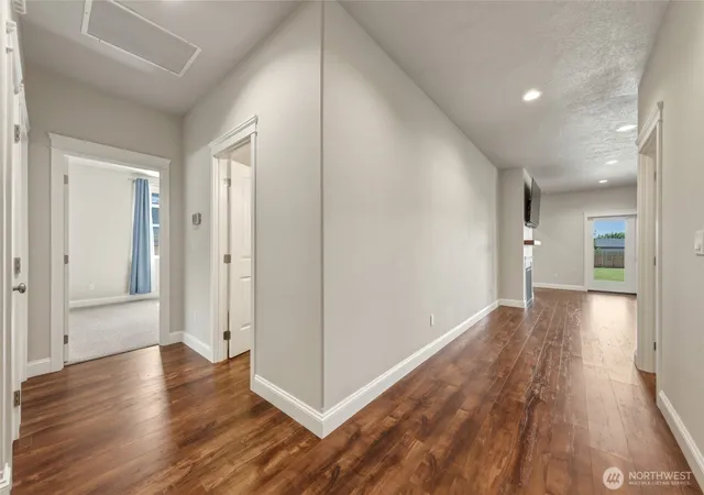 Photo 3 of Single family home for sale at 1442 Durant St, Walla Walla, WA 99362 | MLS# NWM2581443 | Listing updated on 2026-10-02