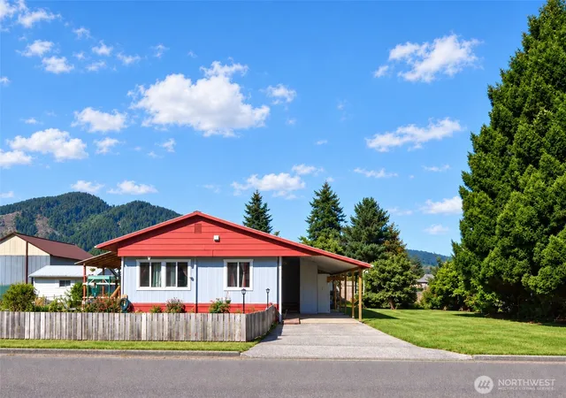 Manufactured home for sale at 344 Temple Ave, Morton, WA 98356 | MLS# NWM2581448