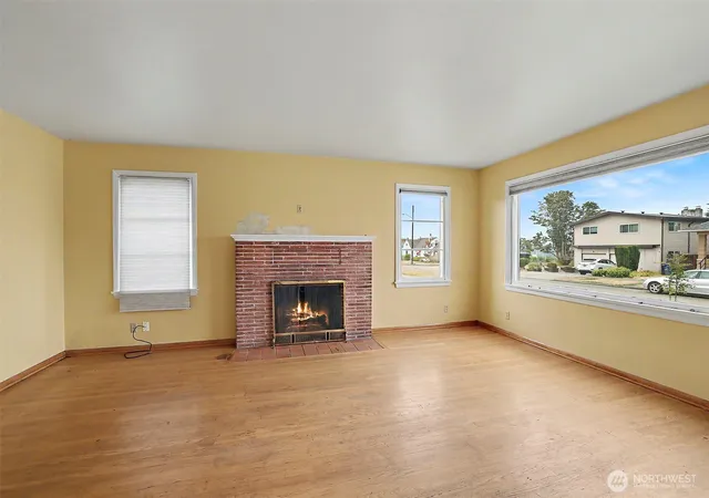 Photo 4 of Sale Pending at 3914 13th Avenue S, Seattle, WA 98108 | MLS# NWM2581449 | Listing updated on 2026-09-25