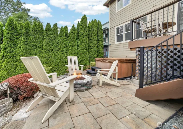 Photo 3 of Single family home for sale at 4381 Harborview Dr, Blaine, WA 98230 | MLS# NWM2581460 | Listing updated on 2026-09-29