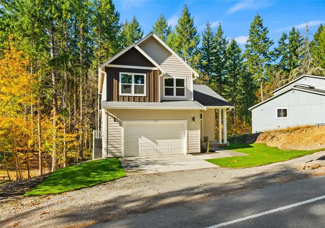 Photo 2 of Single family home for sale at 17921 Clear Lake Blvd Se, Yelm, WA 98597 | MLS# NWM2581462 | Listing updated on 2026-10-27