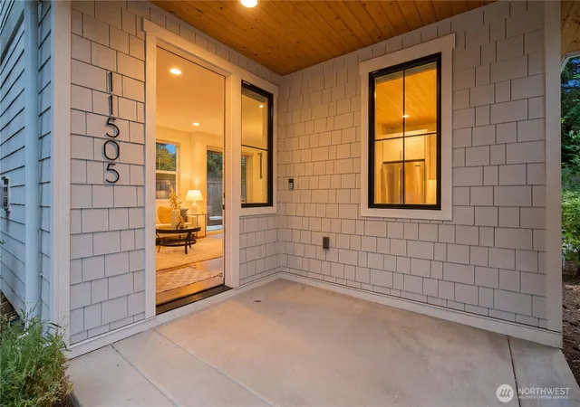 Photo 2 of Condo for sale at 11505 112th Court Ne, Kirkland, WA 98033 | MLS# NWM2581472 | Listing updated on 2026-10-01