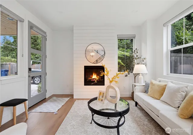Photo 4 of Condo for sale at 11505 112th Court NE, Kirkland, WA 98033 | MLS# NWM2581472 | Listing updated on 2026-10-01