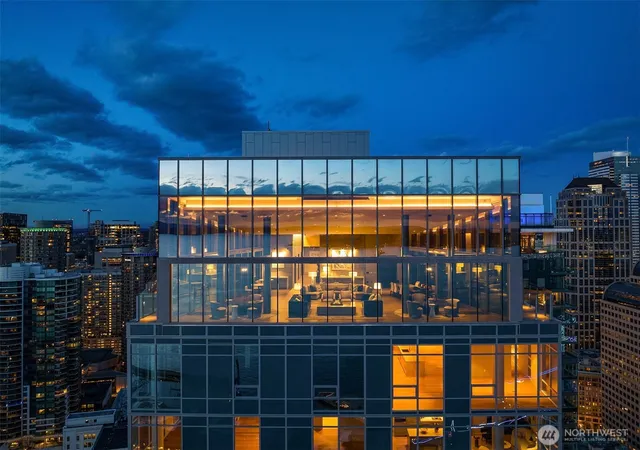 Photo 2 of Condo for sale at 121 Stewart St #1305, Seattle, WA 98101 | MLS# NWM2581480 | Listing updated on 2026-09-27