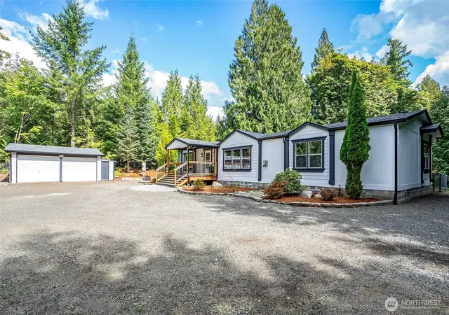 Photo 3 of Manufactured home for sale at 221 E Cougar Ln S, Shelton, WA 98584 | MLS# NWM2581482 | Listing updated on 2026-09-28